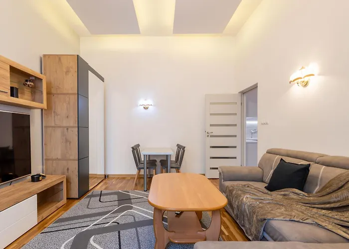 Central Warsaw Apartment - Great Location- Warsaw Stays - Wspolna